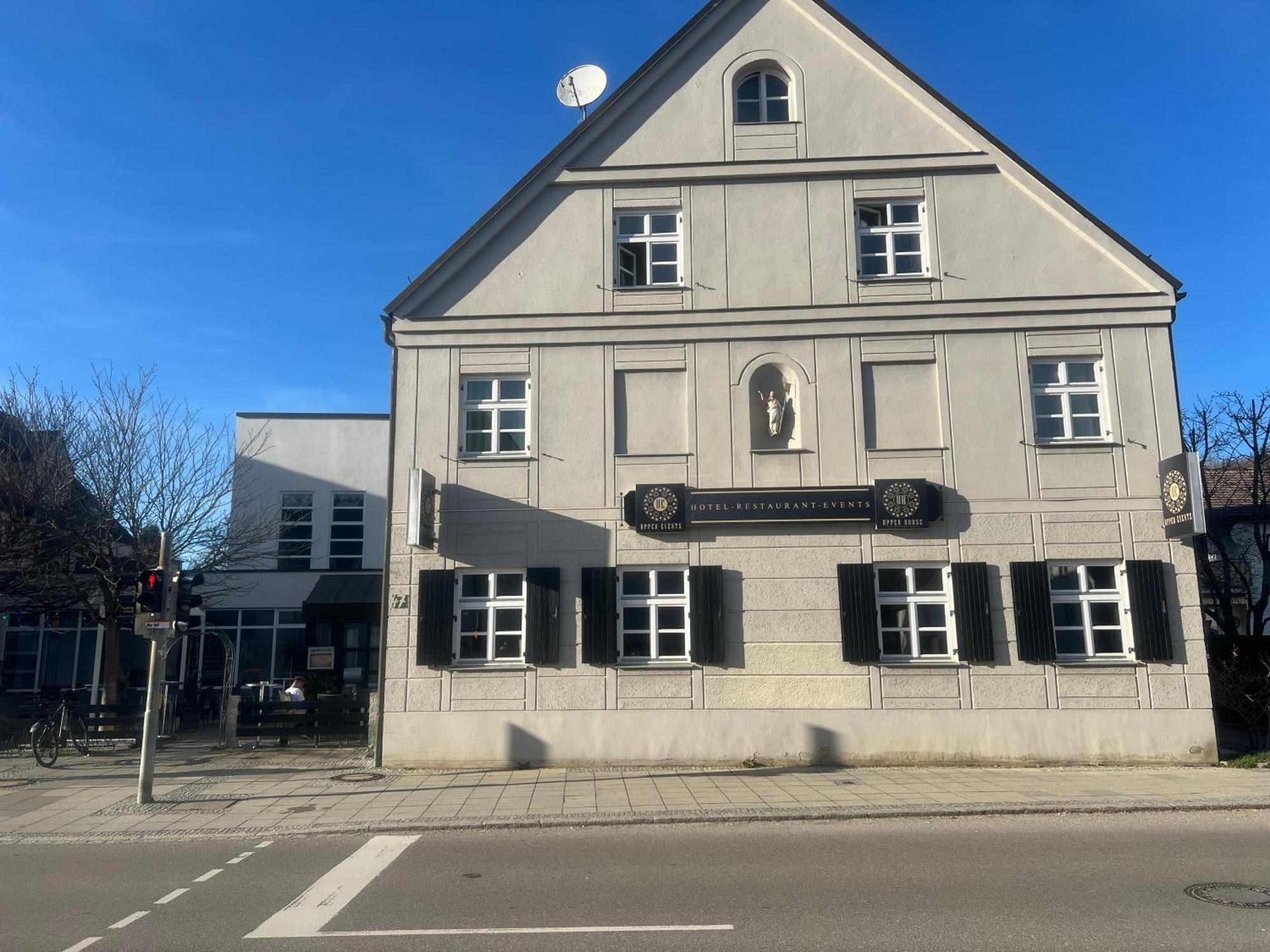 Upper-House Goldener Hirsch Hotel Aystetten Exterior photo